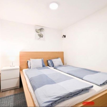 2 Bedroom Flat In Nyar Str., Boutique Budapest Exteriör bild