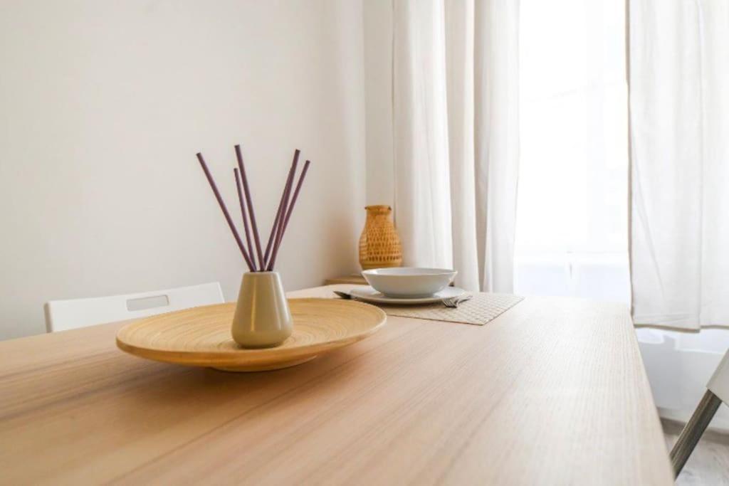 2 Bedroom Flat In Nyar Str., Boutique Budapest Exteriör bild